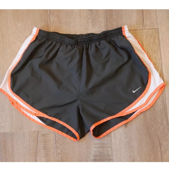 Nike Pants - NIKE DRI-FIT Women's Running Shorts size L